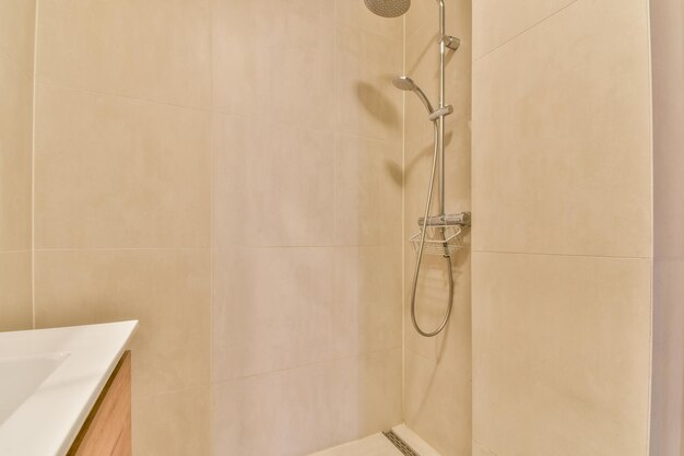 Modern shower stall