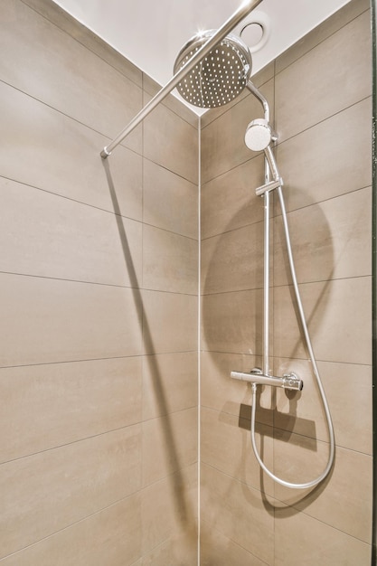 Modern shower stall