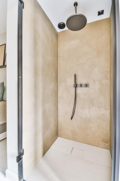 Modern shower stall