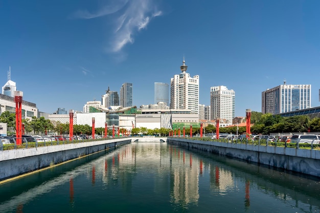 Paesaggio architettonico urbano moderno di qingdao in cina