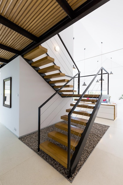 Photo modern wooden staircase
