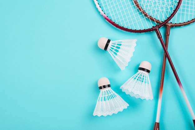 Moderne badminton apparatuur samenstelling