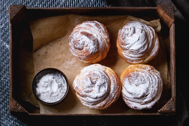 Moderne gebakjes cruffins