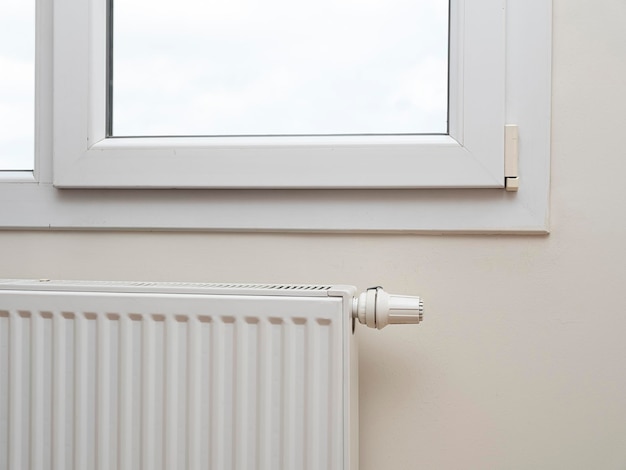 Moderne witte radiator