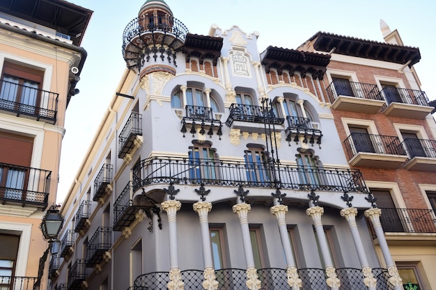 Photo modernist building torico square teruel spain