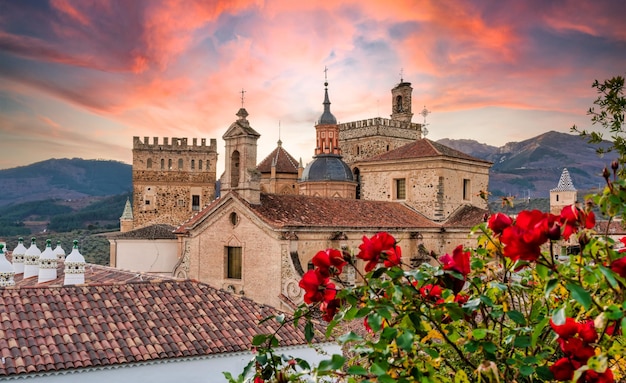 스페인 에스트레마두라 카세레스 지방의 과달루프 수도원