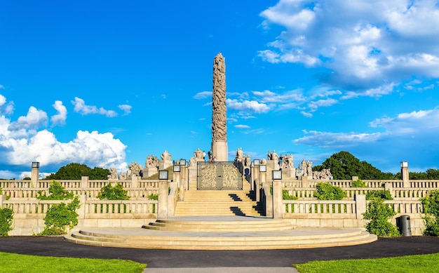 Photo the monolith sculpture in frogner park oslo norway