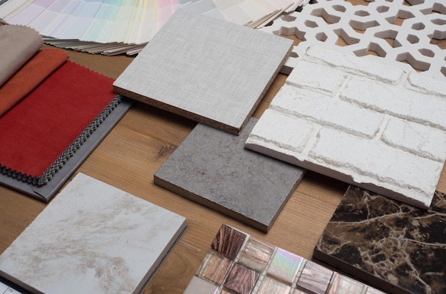 Monsters van materiaal hout op betonnen tafelInterieurontwerp materiaal selecteren voor idee Decoratie idee concept vintage materiaalxDxA