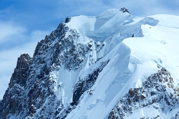 Mont Blanc-bergmassief zomerlandschap (uitzicht vanaf de berg Aiguille du Midi, Frankrijk)