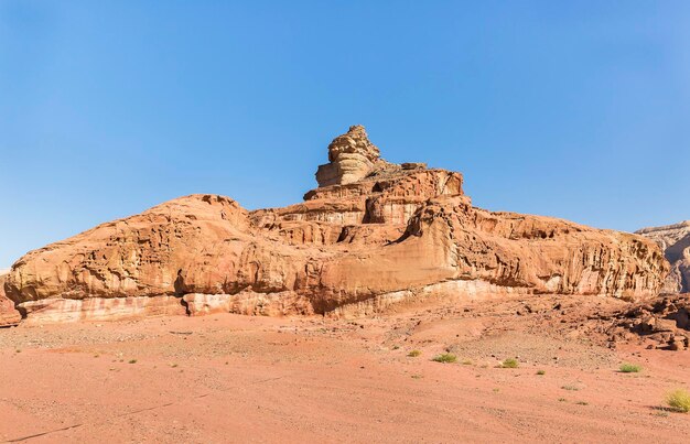 Monteer een schroef in Timna Israel