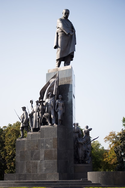 ハリコフのタラスシェフチェンコの記念碑