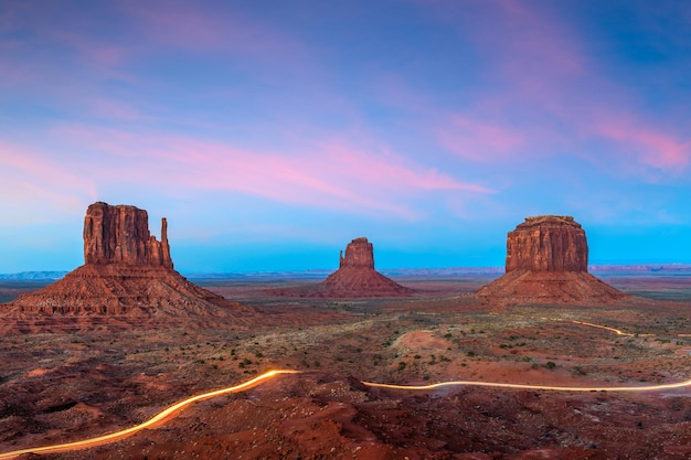 Monument valley, arizona, vs