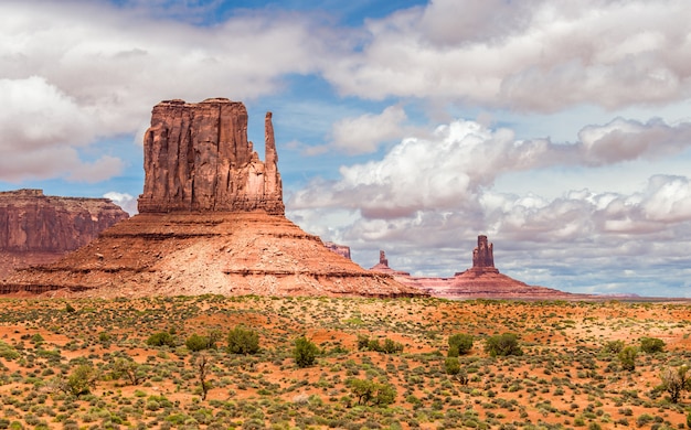 Monument Valley, desert landscape