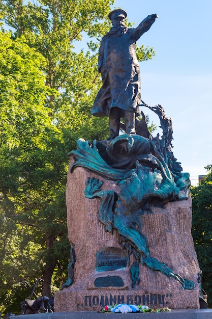 Monument voor de admiraal Makarov in Kronstadt, Rusland