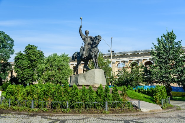 Monument voor Kozakken hetman Petro Sagaidachnyi in Kiev, Oekraïne