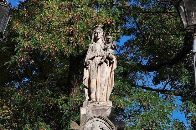 Foto il monumento a varsavia polonia