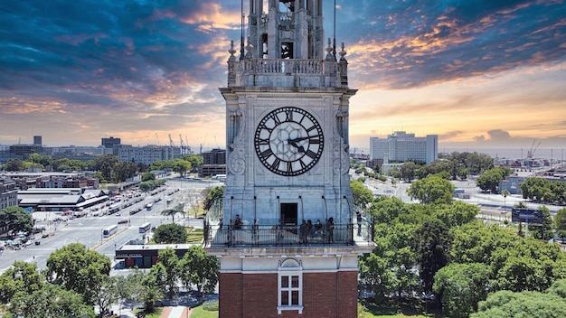 Monumental tower in the Retiro neighborhood