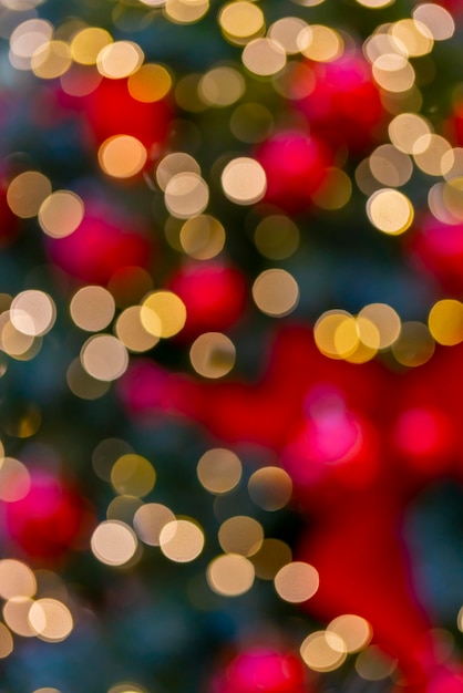 Mooi bokeh-effect. Wazig heldere feestelijke kerst achtergrond.