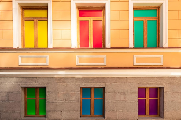 Foto mooi huis met gekleurde ramen museum of illusions betlemi st 10 2 ovanes tumaniani st