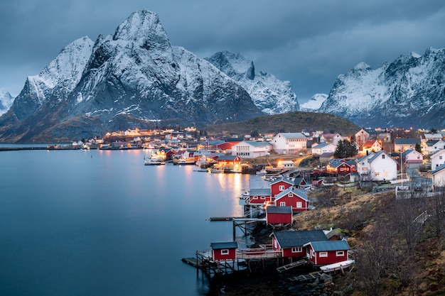 Mooi landschap in Lofoten-Eilanden in de Winter, Noorwegen