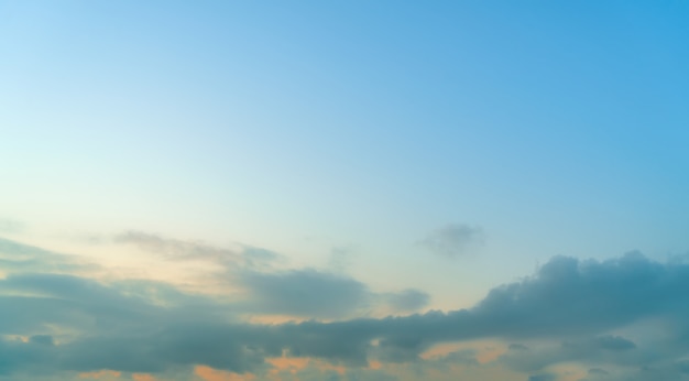 Mooi lucht- en wolkenlandschap