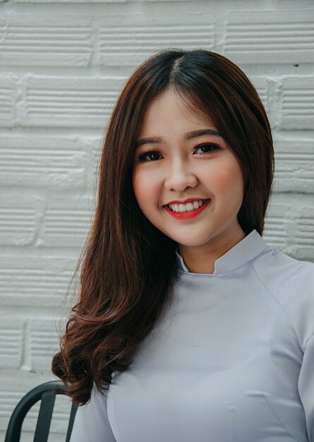 Mooi meisje in Ao Dai Viet Nam