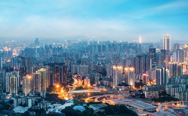 Mooi uitzicht op de skyline van de stad Chongqing