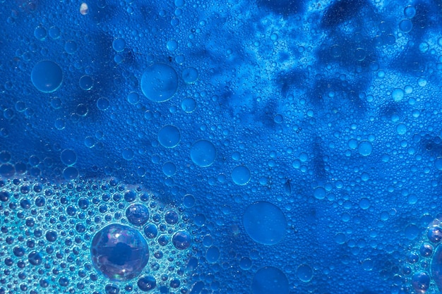 Mooie abstractie blauwe waterbubbels achtergrondpatroon voor ontwerp Macrofotografie weergave