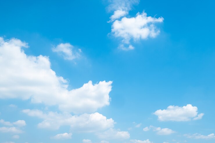 Mooie blauwe hemelwolken voor achtergrond.
