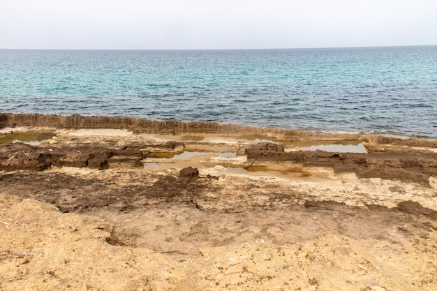 Mooie dag op het strand in Rimel Bizerte Tunesië