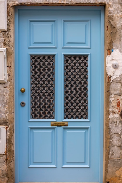 Mooie details van typische deuren uit Portugese huizen