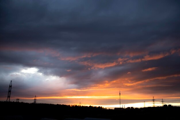 Mooie hemel bij zonsondergang