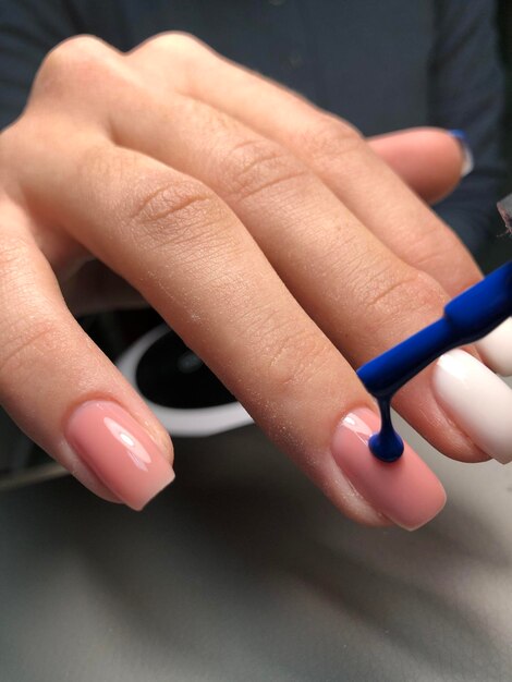 Foto mooie manicure op de nagels.