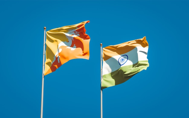 Mooie nationale vlaggen van India en Bhutan samen