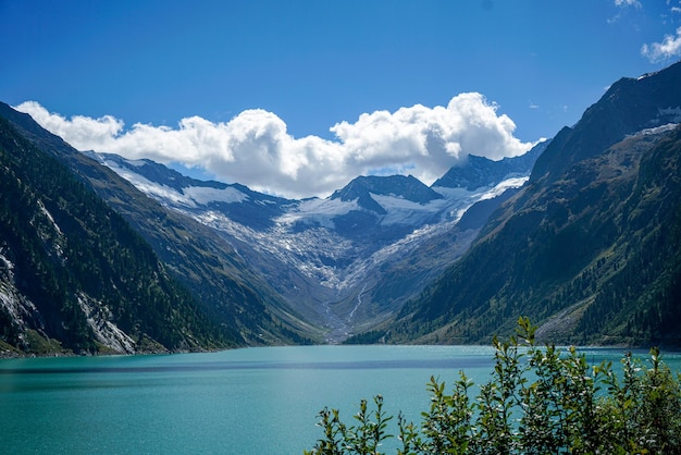 Mooie opname van het Schlegeis-meer in Tirol