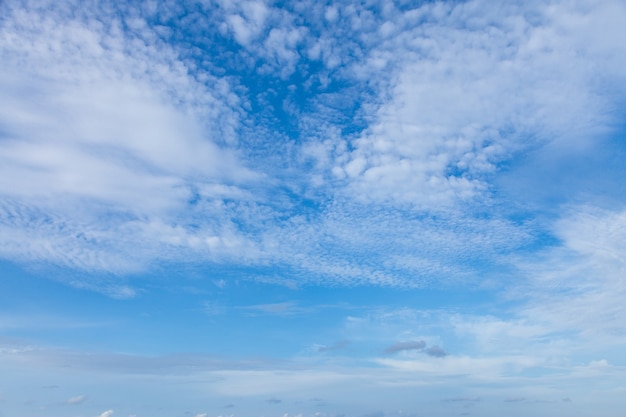 Mooie wolken in de lucht