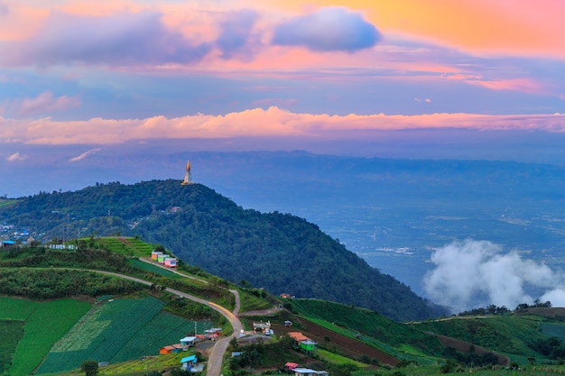 Mooie zonsondergangen in Phu Tubberk, Thailand