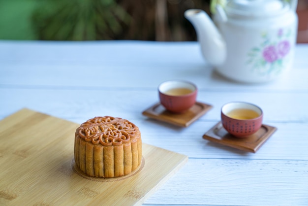 Moon cake served with chinese tea