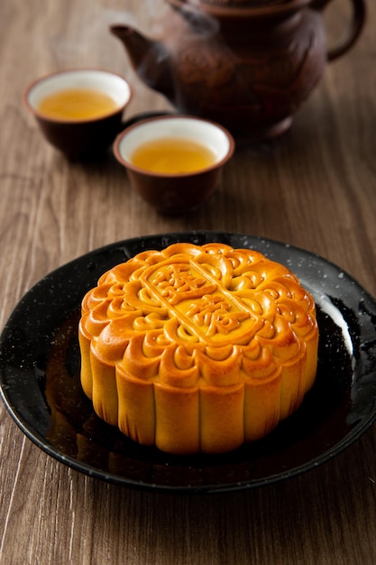 Moon cakes with Chinese tea