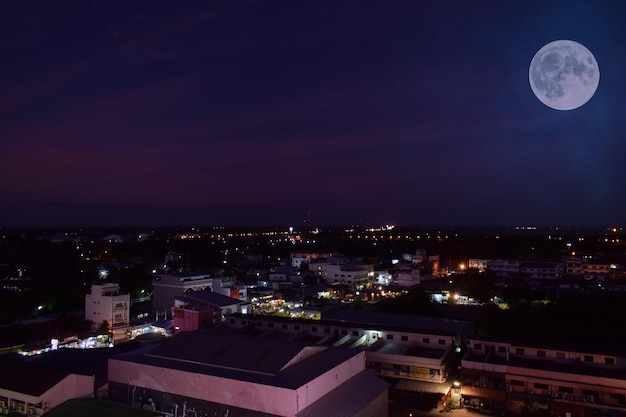 月夜空満空間