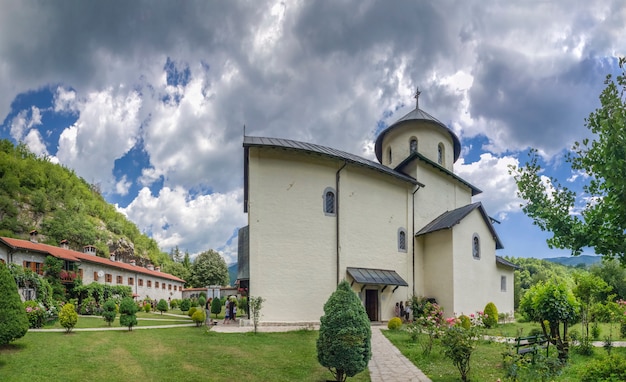 Монастырь Морача в Черногории