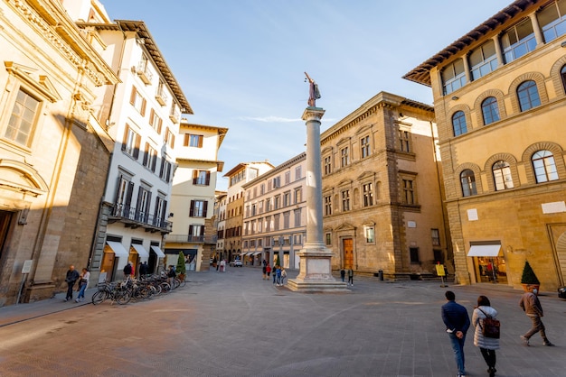 Morning view on piazza santa trinita in florence