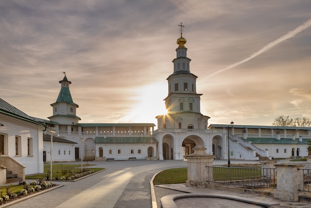 復活修道院またはニューエルサレム修道院イストラモスクワ地域ロシアの朝の景色