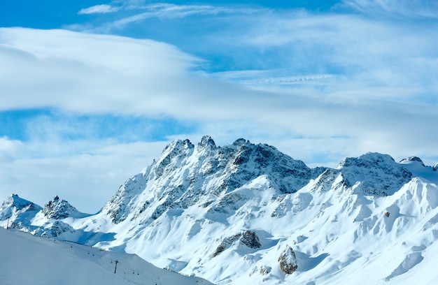 아침 겨울 Silvretta 알프스 풍경입니다. 스키 리조트, 오스트리아 티롤.