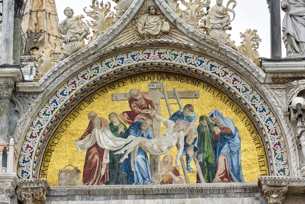 Фото Мозаичный фасад базилики святого марка в венеции