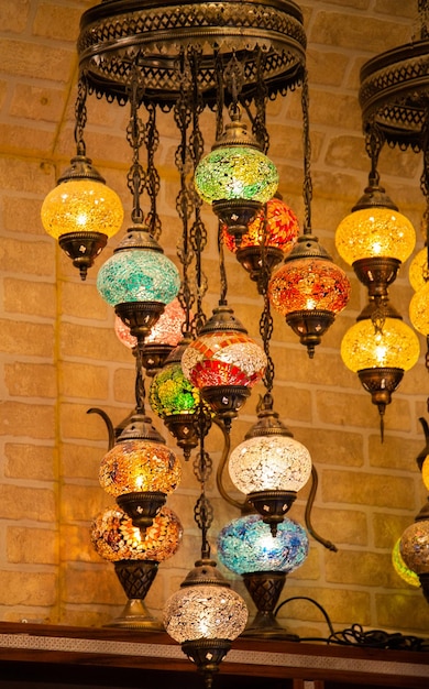 Lampade ottomane a mosaico del grand bazaar