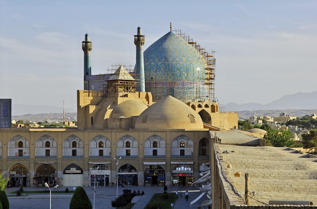 Moskee op het naqsh-e jahan-plein in isfahan, iran