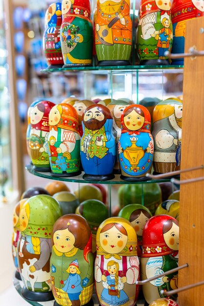 Moskou rusland januari russische folk souvenirs nesten poppen toerisme in rusland