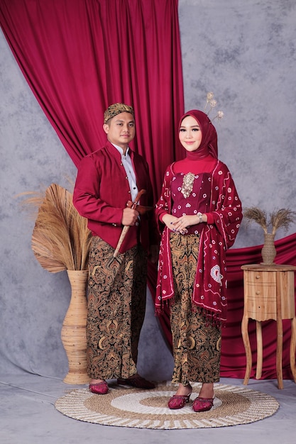 moslem wedding couple