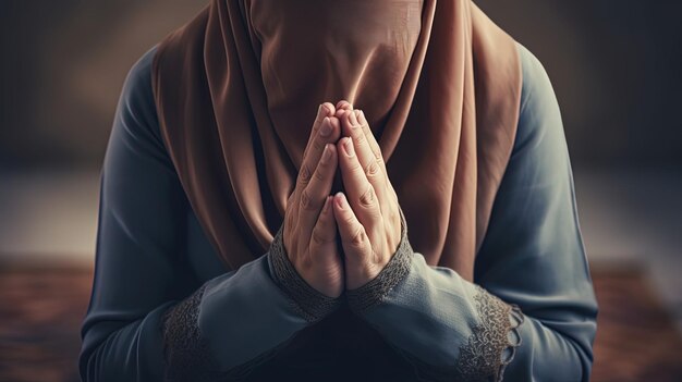 Photo moslem woman doing pray